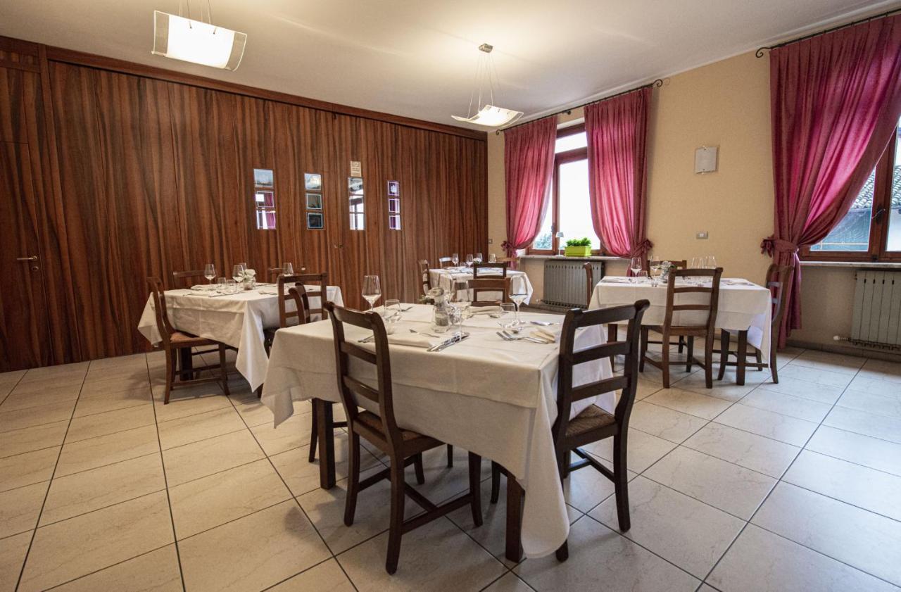 Locanda Italia Serralunga d'Alba Dış mekan fotoğraf