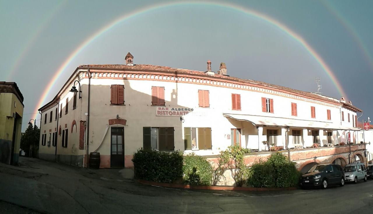 Locanda Italia Serralunga d'Alba Dış mekan fotoğraf